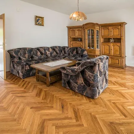Beljan Apartment *